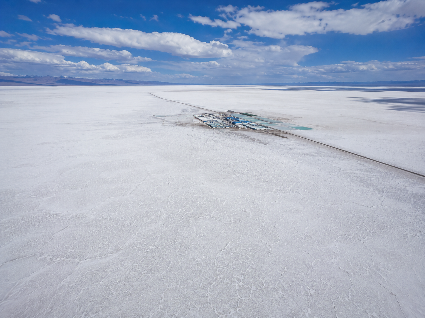 Salar de Uyuni’s vast salt crust is also a source of lithium-rich brine used as a mineral resource.